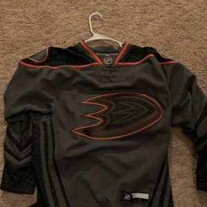 Anaheim ducks jersey